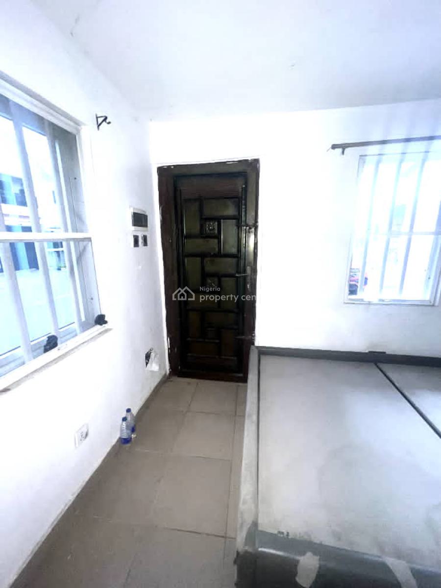 Bq in a  Fully Detached Duplex  @ Still Waters Garden Estate, Ikate, L, Still Water Garden Estate, Ikate, Lekki, Lagos, Self Contain (single Rooms) for Rent