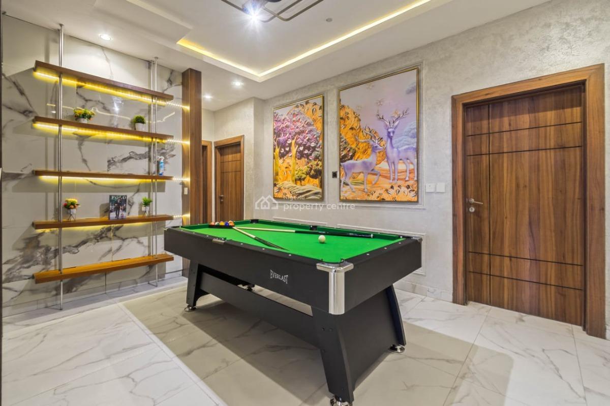 Luxury 3 Bedrooms Flat with Excellent Interiors, Periwinkle Estate, Freedom Way, Lekki Phase 1, Lekki, Lagos, Flat / Apartment Short Let