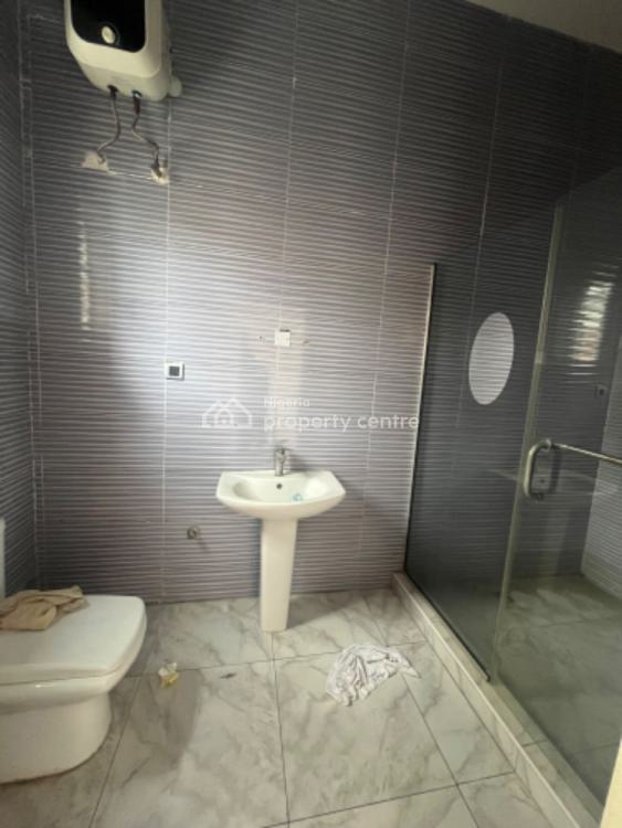 Masters Bedroom in a Shared Apartment, Chevron Tulip Haven, Lekki Phase 1, Lekki, Lagos, Self Contain (single Rooms) for Rent