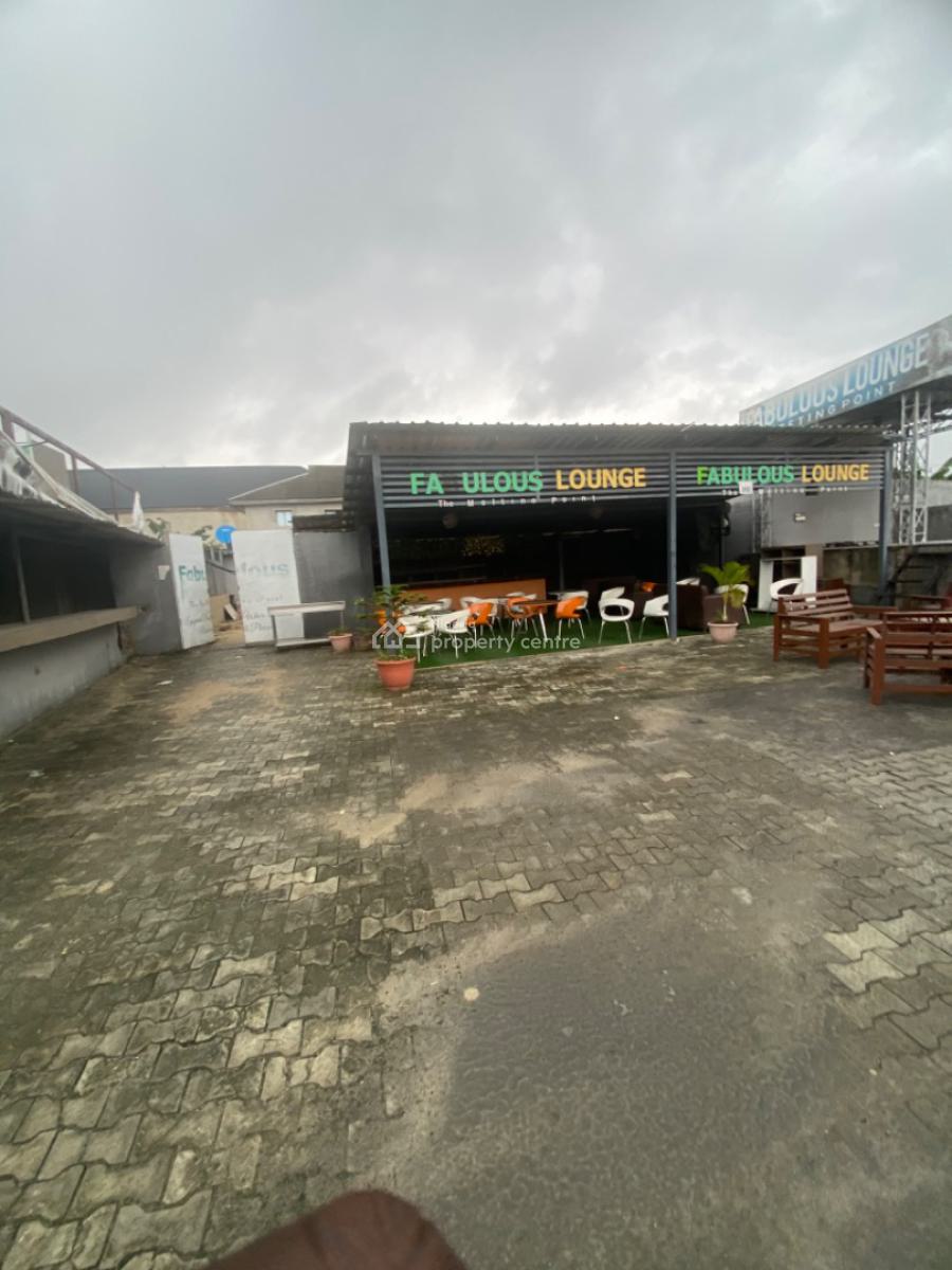 Luxuriously Spacious Bar and Restaurant, No 13 a Rafiu, Sangotedo, Ajah, Lagos, Restaurant / Bar for Rent