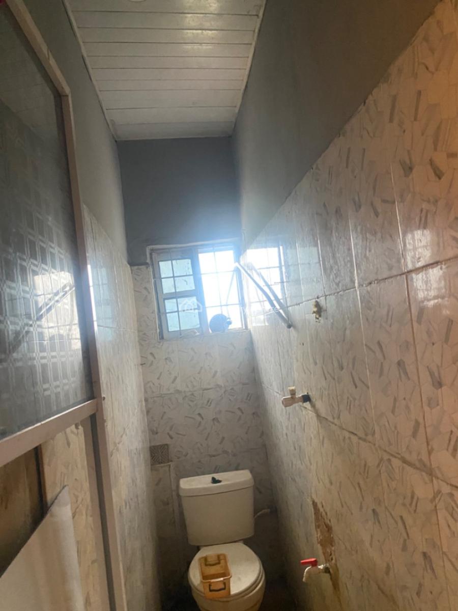 Luxuriously Spacious Nice  Self Contain, No 13 a Rafiu Street Desa, Ibeju Lekki, Lagos, Self Contain (single Rooms) for Rent