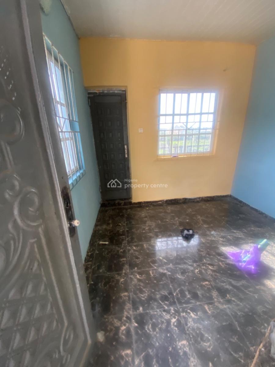 Luxuriously Spacious Nice  Self Contain, No 13 a Rafiu Street Desa, Ibeju Lekki, Lagos, Self Contain (single Rooms) for Rent