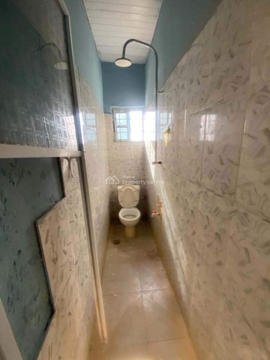 Luxuriously Spacious Nice  Self Contain, No 13 a Rafiu Street Desa, Ibeju Lekki, Lagos, Self Contain (single Rooms) for Rent