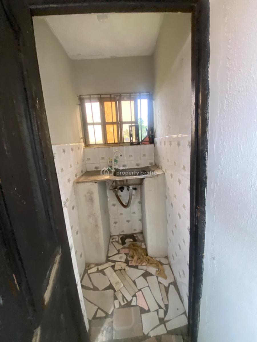 Luxuriously Spacious Nice  Mini Flat, No 13 a Rafiu Street, Sangotedo, Ajah, Lagos, Mini Flat (room and Parlour) for Rent