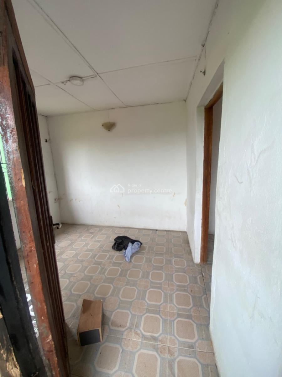 Luxuriously Spacious Nice  Mini Flat, No 13 a Rafiu Street, Sangotedo, Ajah, Lagos, Mini Flat (room and Parlour) for Rent