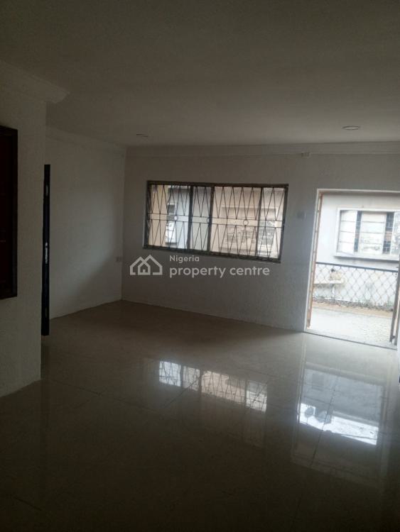Newly Renovated 3 Bedroom, Eric Moore, Surulere, Lagos, Flat / Apartment for Rent