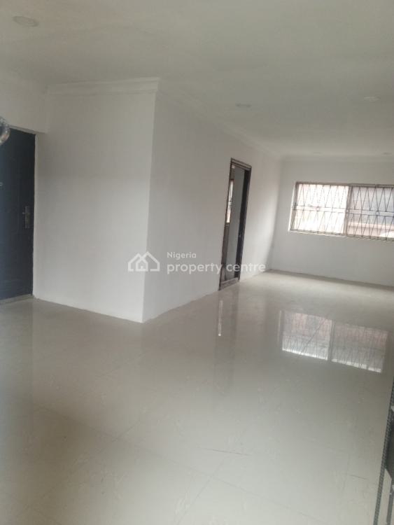 Newly Renovated 3 Bedroom, Eric Moore, Surulere, Lagos, Flat / Apartment for Rent