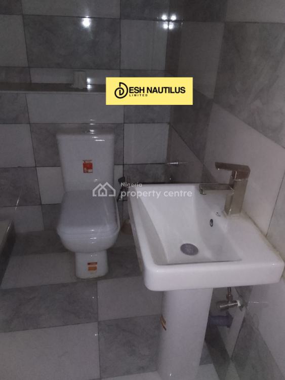 3 Bedroom Fully Furnished Terrace Duplex with Bq, Lekki Phase 1, Lekki, Lagos, Flat / Apartment for Rent