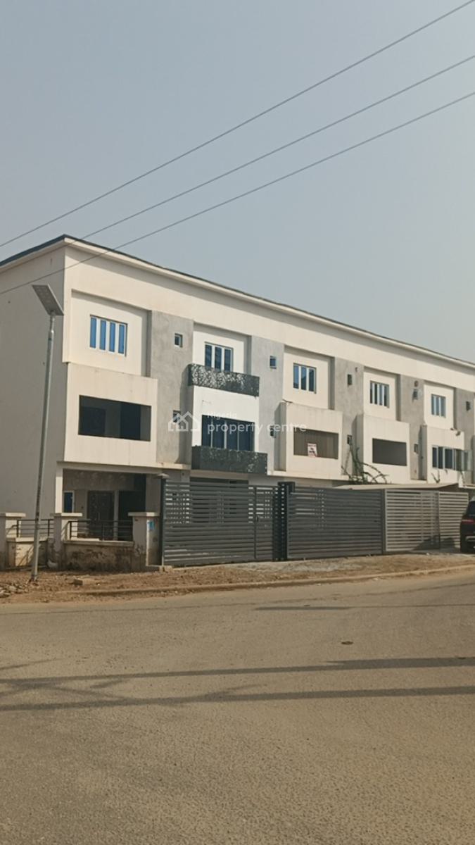 5 Bedrooms Terraced Duplex, By Shafa/nnpc, Jahi, Abuja, Terraced Duplex for Sale