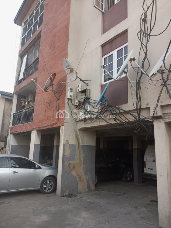 Executive 3 Bedroom Flat, Lawani Street By Customs, Gra, Yaba, Lagos, Flat / Apartment for Sale