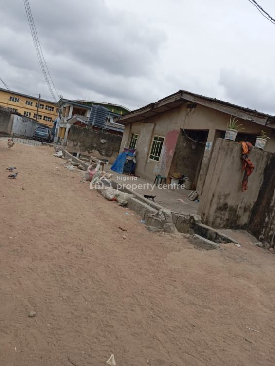 a Bungalow, Ganiu Murano Close, Kosofe, Lagos, House for Sale