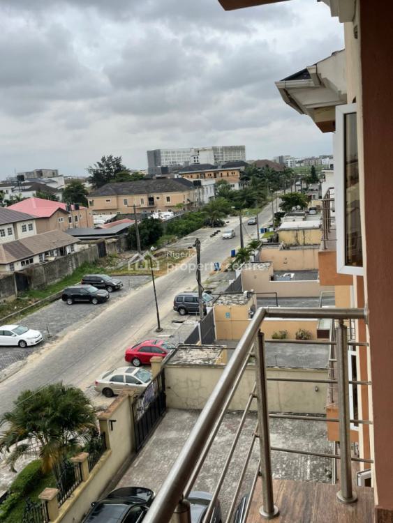 an Executive 3 Bedroom Serviced Apartment with Bq, Off Freedom Way, Lekki Phase 1, Lekki, Lagos, Flat / Apartment for Rent