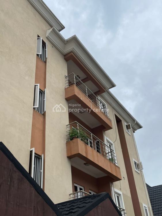 an Executive 3 Bedroom Serviced Apartment with Bq, Off Freedom Way, Lekki Phase 1, Lekki, Lagos, Flat / Apartment for Rent