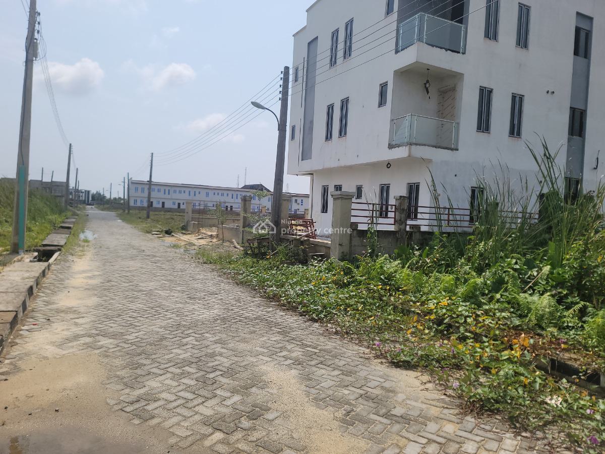 Standard 600sqm Plot of Land with Governor Consent. Installment Available, After Shoprite Novare Mall, Amity Estate, Sangotedo, Ajah, Lagos, Mixed-use Land for Sale