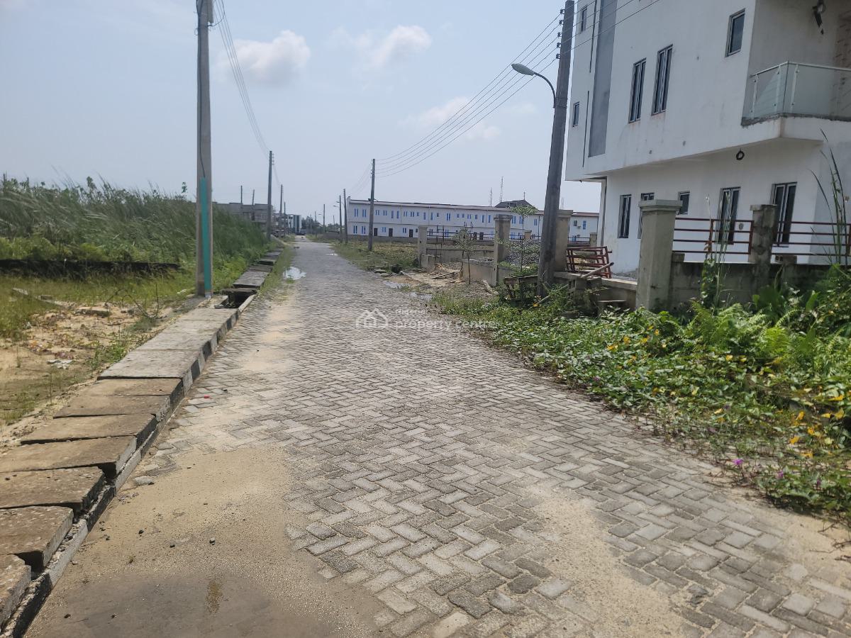 Standard 600sqm Plot of Land with Governor Consent. Installment Available, After Shoprite Novare Mall, Amity Estate, Sangotedo, Ajah, Lagos, Mixed-use Land for Sale