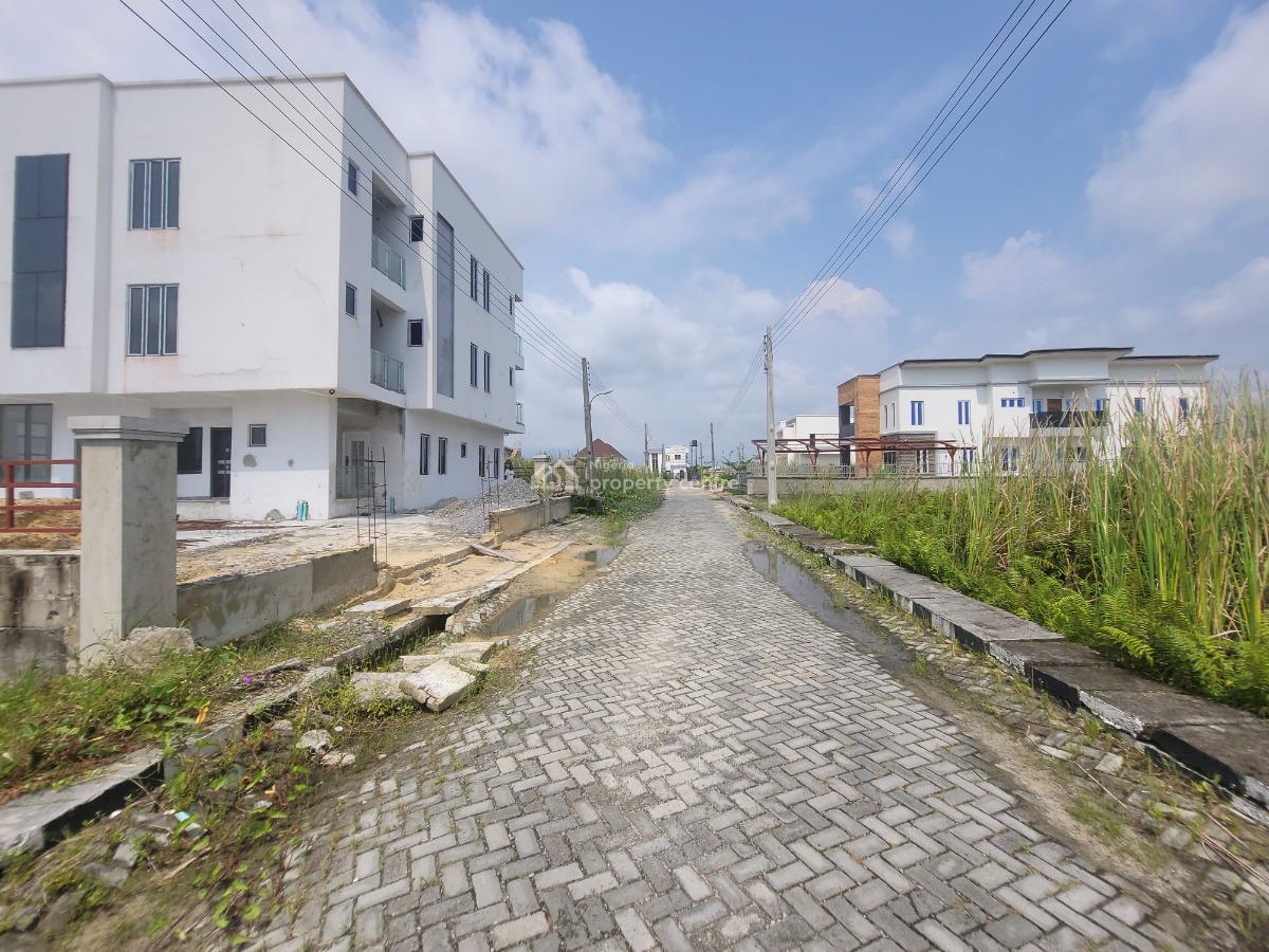 Standard 600sqm Plot of Land with Governor Consent. Installment Available, After Shoprite Novare Mall, Amity Estate, Sangotedo, Ajah, Lagos, Mixed-use Land for Sale
