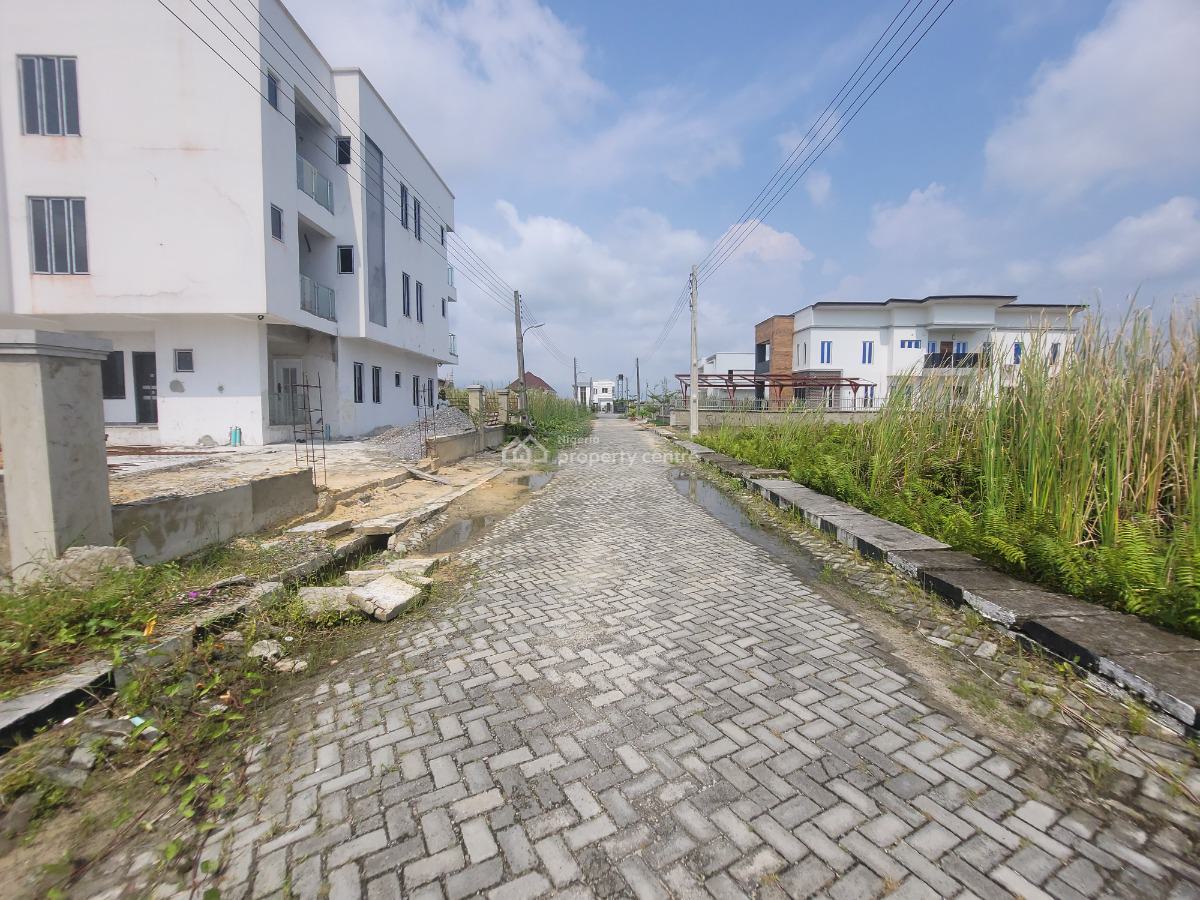 Standard 600sqm Plot of Land with Governor Consent. Installment Available, After Shoprite Novare Mall, Amity Estate, Sangotedo, Ajah, Lagos, Mixed-use Land for Sale