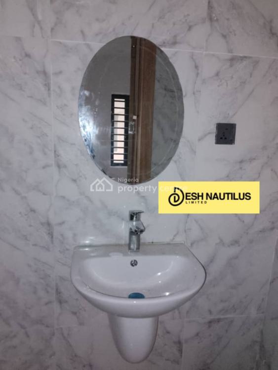 2 Bedroom Apartment, Chevron, Lekki, Lagos, Flat / Apartment for Sale
