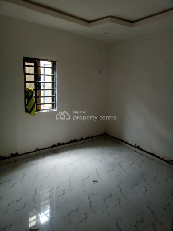 Newly Built Self Contain, Ogunlana Road, Ijesha, Surulere, Lagos, Self Contain (single Rooms) for Rent