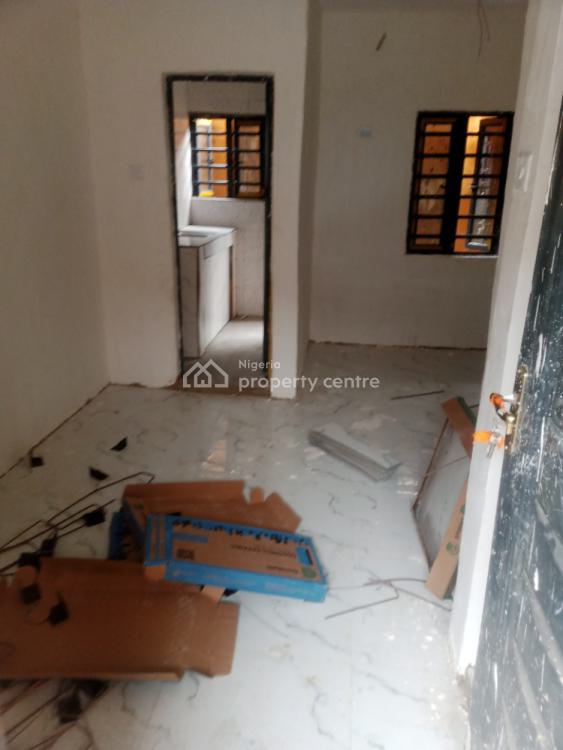 Newly Built Self Contain, Ogunlana Road, Ijesha, Surulere, Lagos, Self Contain (single Rooms) for Rent