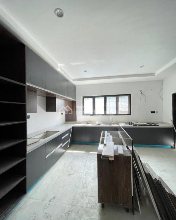 Florida Themed Luxury 4 Bedroom Waterfront Duplex, Lekki Phase 1, Lekki, Lagos, Terraced Duplex for Sale