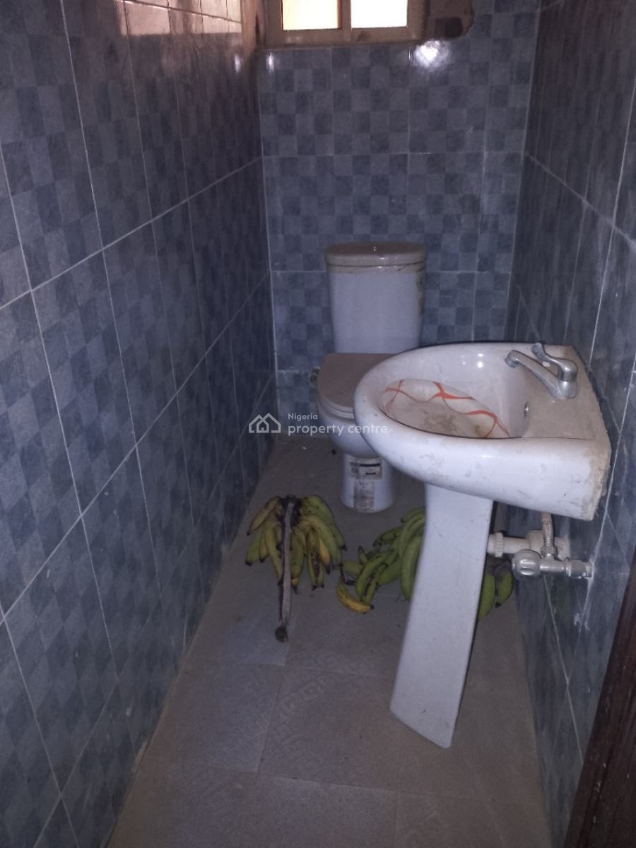 3 Bedroom, Morekete Off Bayeku Road, Igbogbo, Ikorodu, Lagos, Detached Bungalow for Sale