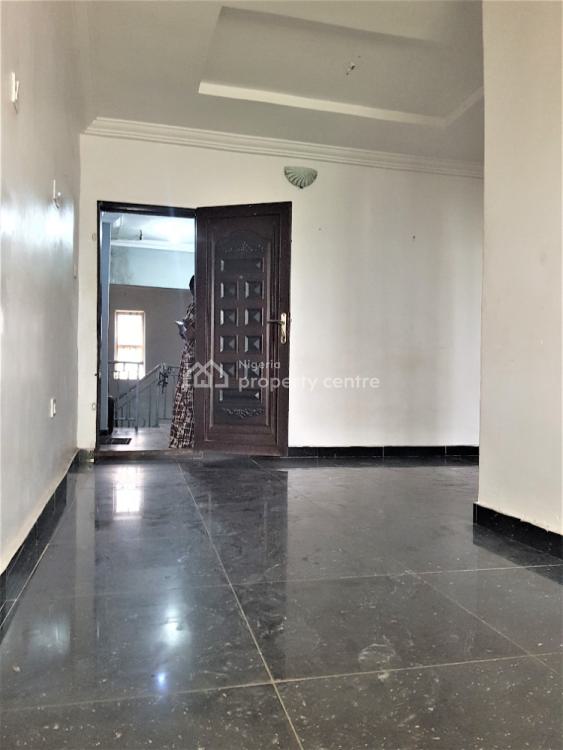 a Room Selfcontained in a Serene Neighborhood, Ologolo, Lekki, Lagos, Self Contain (single Rooms) for Rent