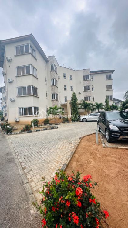 3 Bedroom Apartment on 2nd Floor in a Luxurious Gated Estate, Pinnock Beach Estate, Osapa, Lekki, Lagos, Flat / Apartment for Sale