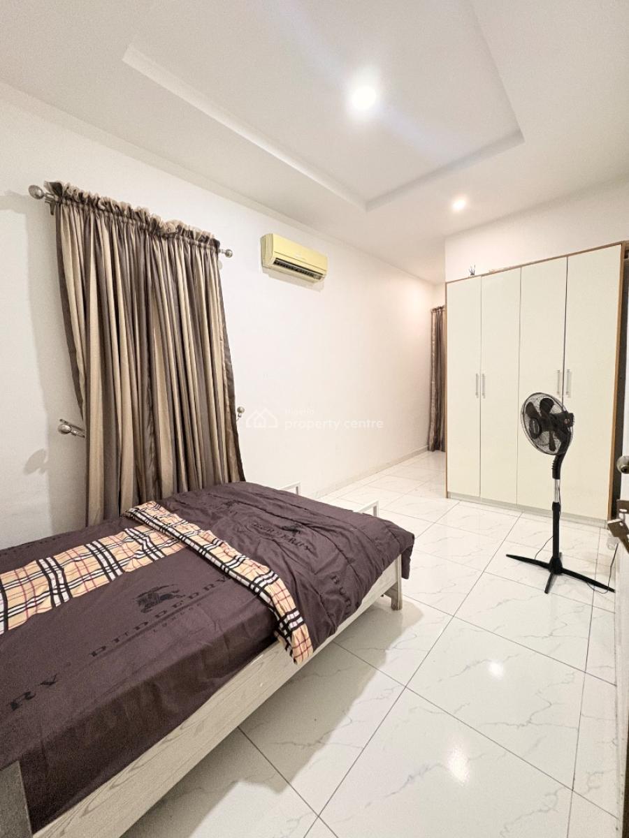 3 Bedrooms Duplex Airbnb Apartment with Swimming Pool and Gym, Along Orchid Road, Before The Orchid Enyo Filling Station, Lekki, Lagos, Terraced Duplex Short Let
