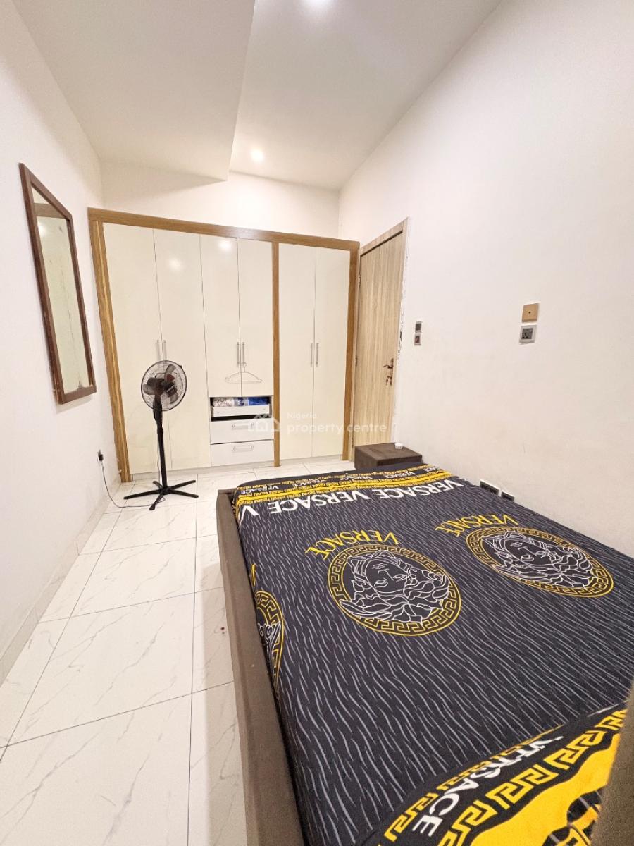 3 Bedrooms Duplex Airbnb Apartment with Swimming Pool and Gym, Along Orchid Road, Before The Orchid Enyo Filling Station, Lekki, Lagos, Terraced Duplex Short Let