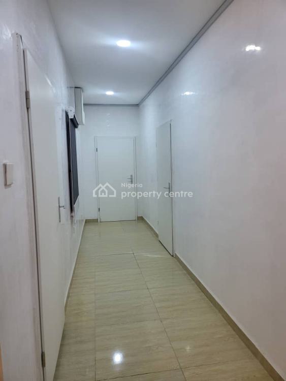 Serviced and Unique Two Bedroom Apartment, Guzape District, Abuja, Flat / Apartment for Rent