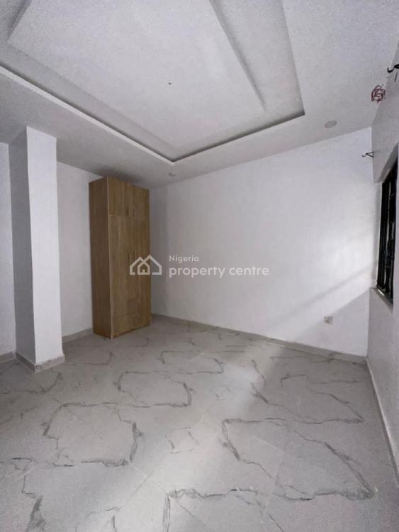 Lovely 3 Bedroom Apartment Upstairs, 2nd Toll Gate, Lekki, Lagos, House for Rent