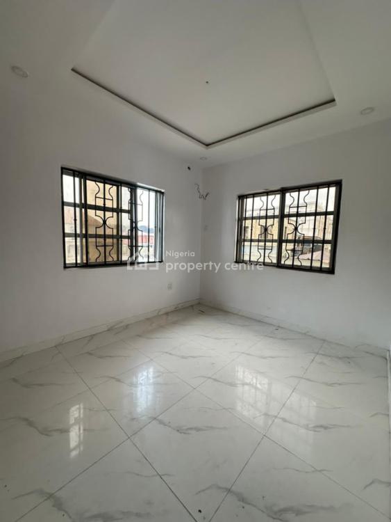 Lovely 3 Bedroom Apartment Upstairs, 2nd Toll Gate, Lekki, Lagos, House for Rent