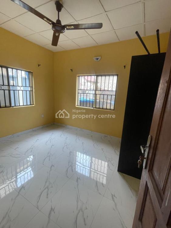 Newly Built 3 Bedroom Flat in a Cool Area, Ajibose Street, Gbekuba Area, Jericho, Ibadan, Oyo, Flat / Apartment for Rent