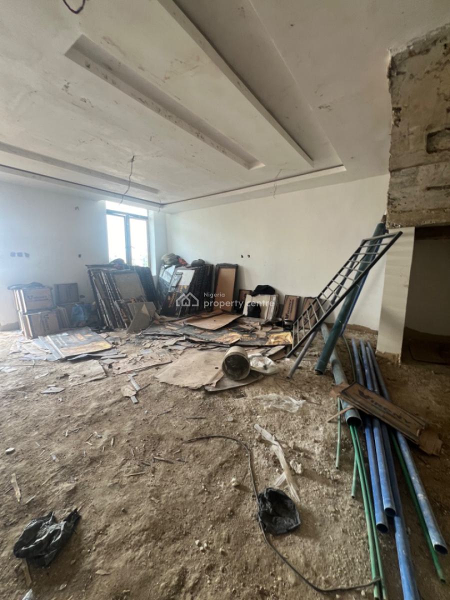 3 Bedrooms Terraced Duplex with a Bq, Airport Road, Kiami, Lugbe District, Abuja, Terraced Duplex for Sale