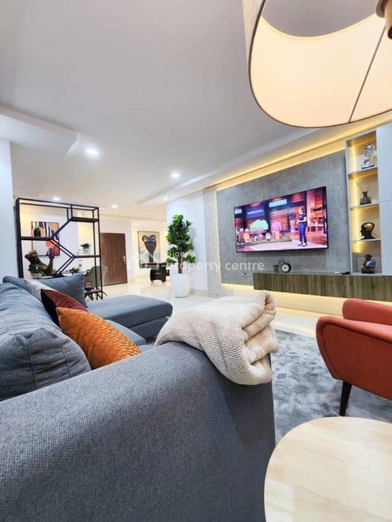 2 Bedrooms Apartment, Lekki Phase 1, Lekki, Lagos, Flat / Apartment Short Let