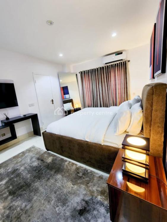 2 Bedrooms Apartment, Lekki Phase 1, Lekki, Lagos, Flat / Apartment Short Let