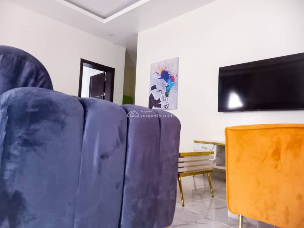 Modern 1-bedroom Apartment, Orchid Road, Lekki, Lagos, Mini Flat (room and Parlour) Short Let
