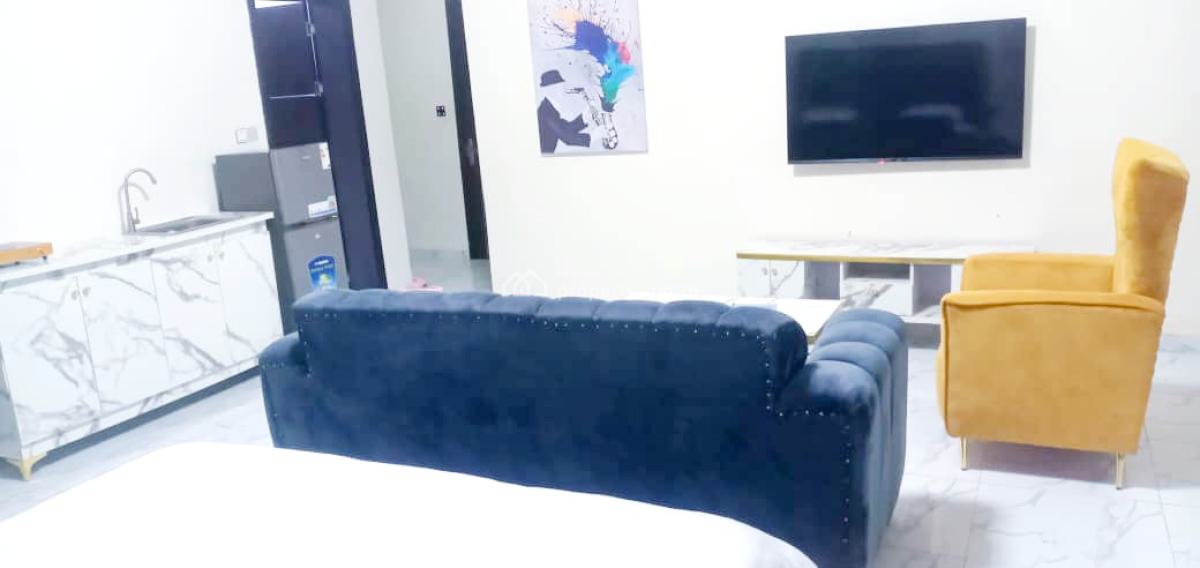 Modern 1-bedroom Apartment, Orchid Road, Lekki, Lagos, Mini Flat (room and Parlour) Short Let