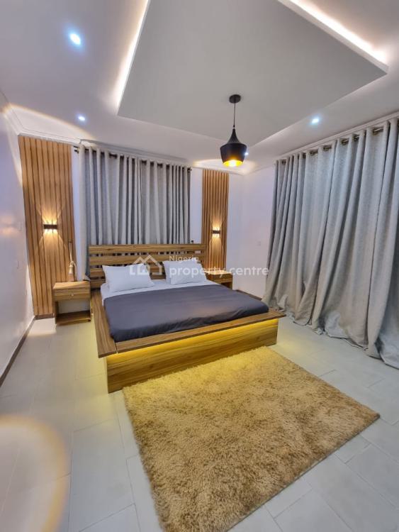 All Room En-suite 2 Bedrooms, Off Admiralty, Lekki Phase 1, Lekki, Lagos, Flat / Apartment Short Let