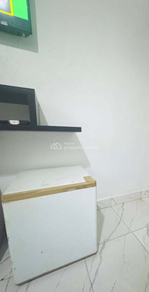 Beautiful Studio Apartment with Necessary Home Gadgets, Palmgrove, Shomolu, Lagos, Self Contain (single Rooms) Short Let