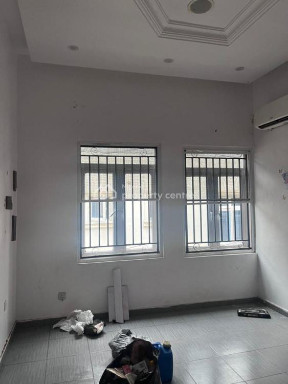 a Spacious Room Sharing Kitchen with One Person, Chevron, Lekki, Lagos, Self Contain (single Rooms) for Rent
