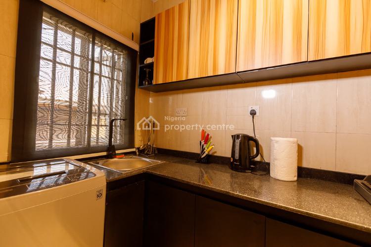 Luxury 2bed Apartment, Lekki Phase 1, Lekki, Lagos, Flat / Apartment Short Let