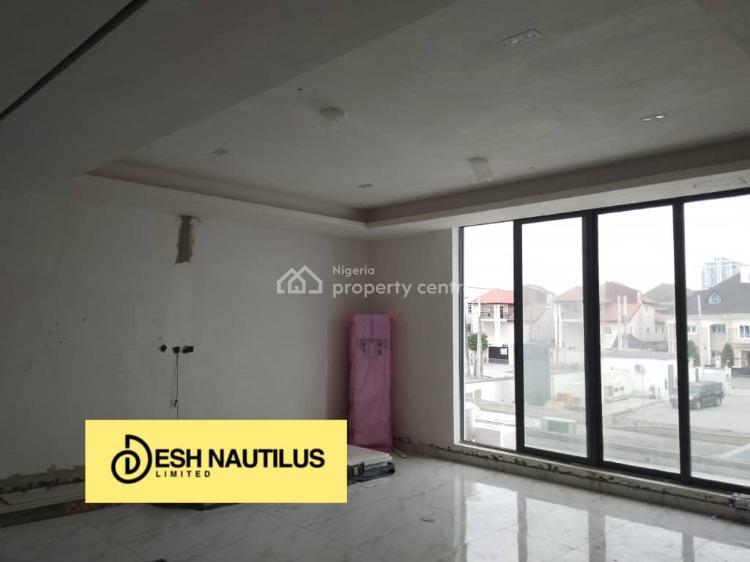 2 Bedroom Apartment, Lekki Phase 1, Lekki, Lagos, Flat / Apartment for Sale