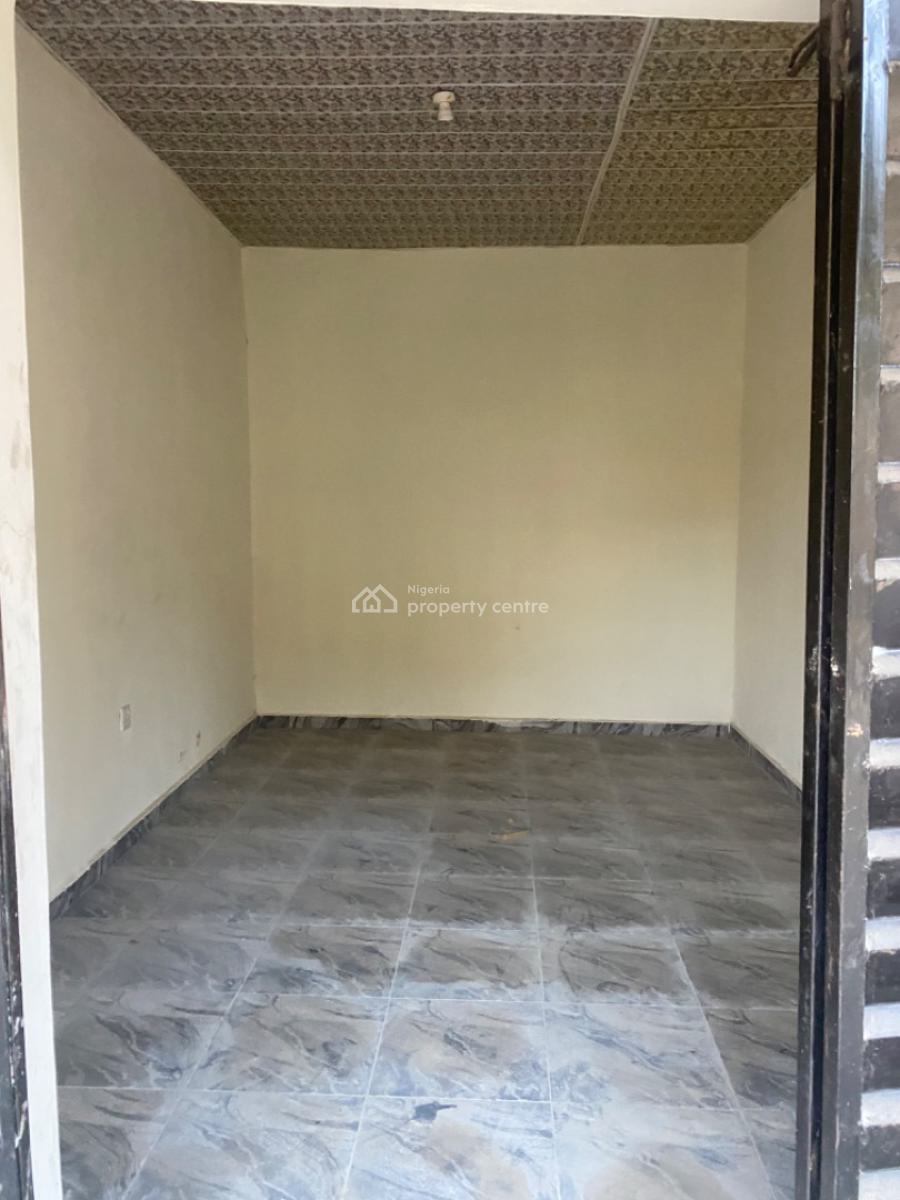 Luxuriously Spacious Space Shop, No 13 Adeyemi Close, Sangotedo, Ajah, Lagos, Shop for Rent