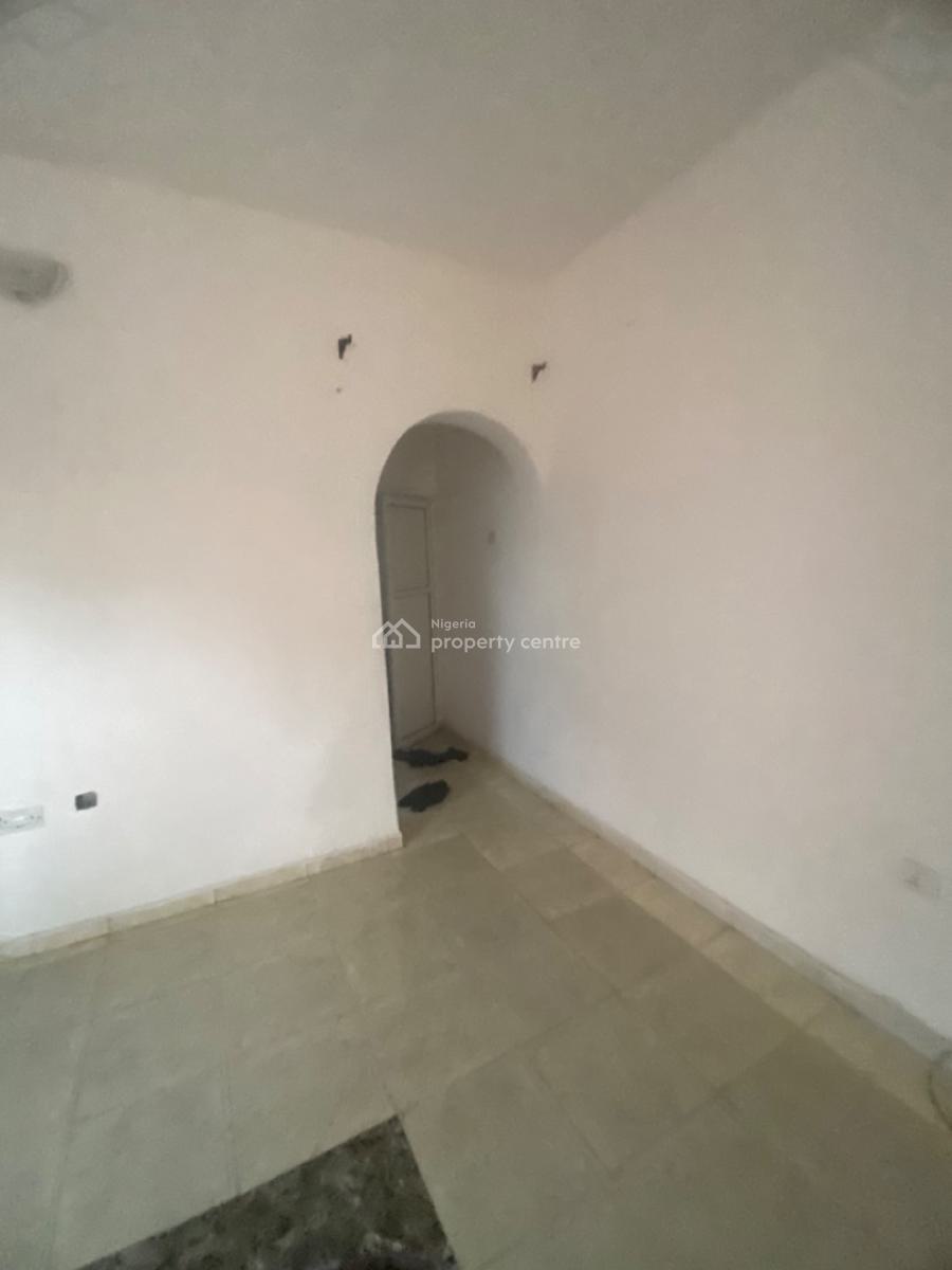 Luxuriously Spacious Mini Flat, No 13 Adeyemi Close, Sangotedo, Ajah, Lagos, Mini Flat (room and Parlour) for Rent