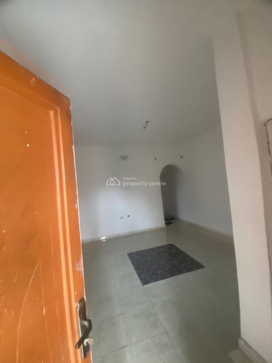 Luxuriously Spacious Mini Flat, No 13 Adeyemi Close, Sangotedo, Ajah, Lagos, Mini Flat (room and Parlour) for Rent