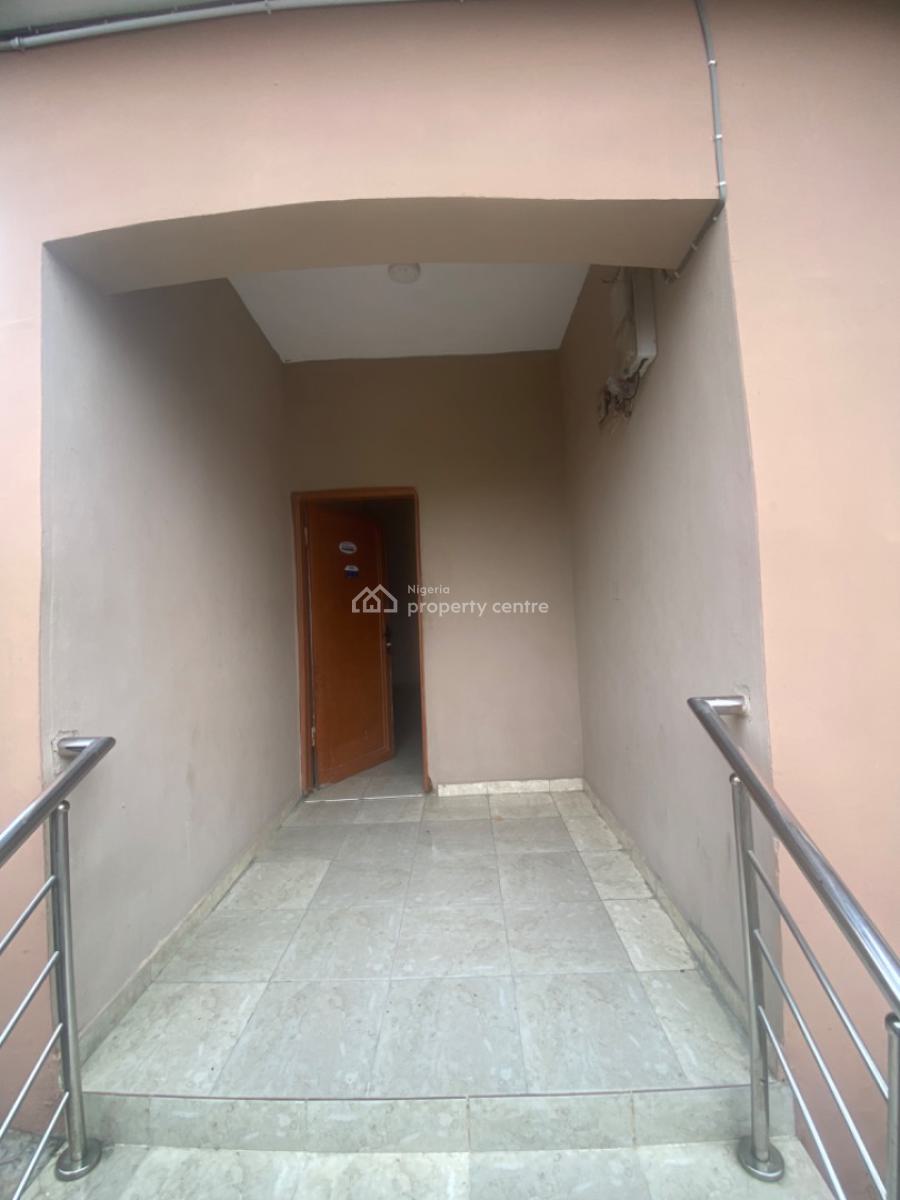 Luxuriously Spacious Mini Flat, No 13 Adeyemi Close, Sangotedo, Ajah, Lagos, Mini Flat (room and Parlour) for Rent