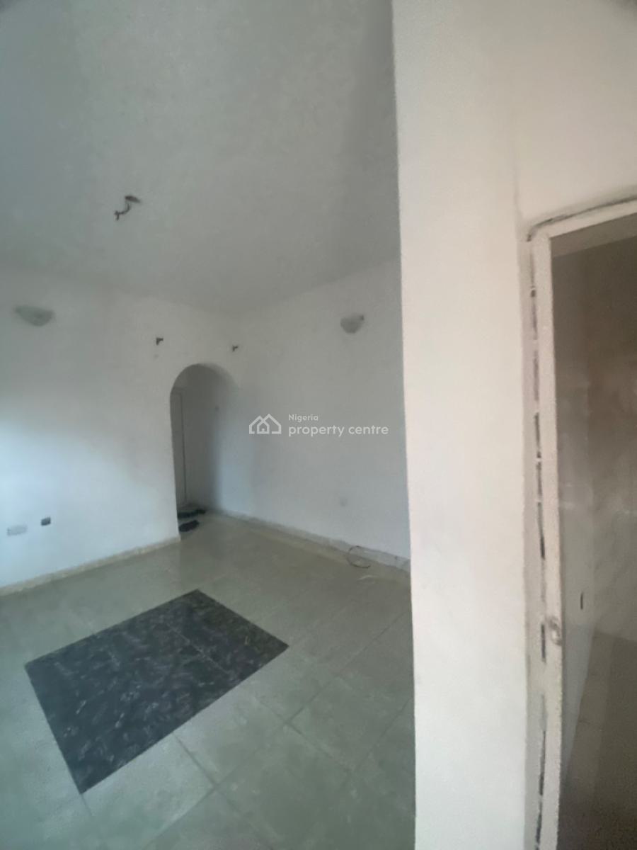 Luxuriously Spacious Mini Flat, No 13 Adeyemi Close, Sangotedo, Ajah, Lagos, Mini Flat (room and Parlour) for Rent