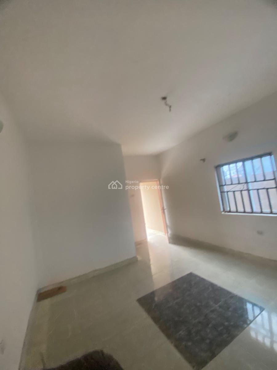 Luxuriously Spacious Mini Flat, No 13 Adeyemi Close, Sangotedo, Ajah, Lagos, Mini Flat (room and Parlour) for Rent